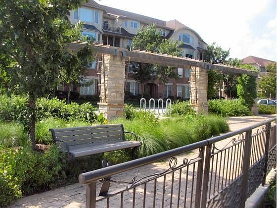 2nd image of 200 N River Ln Unit 308