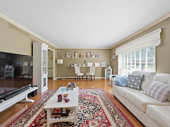4th image of 7954 E Dublin Ct