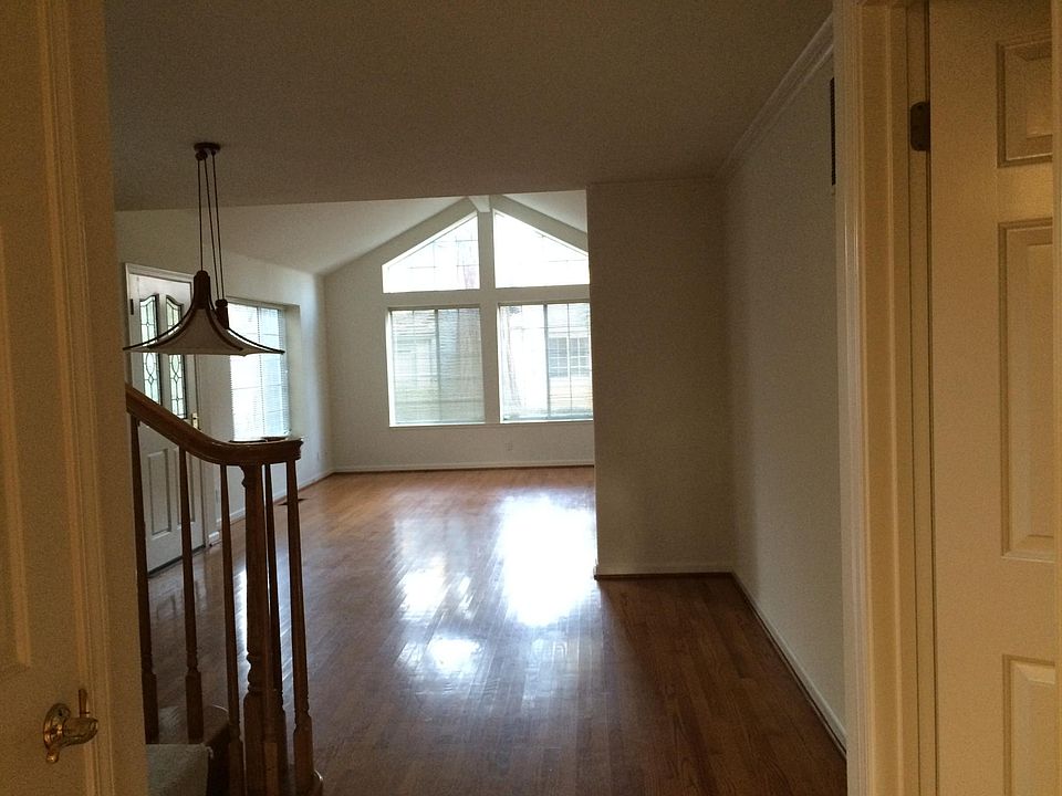 2nd image of 1670 Triton Ct