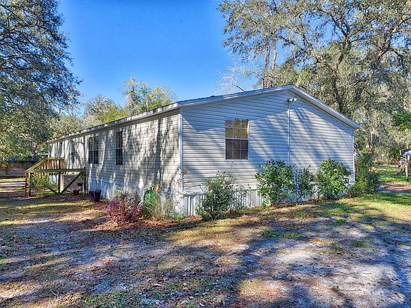 4th image of 1670 NW 118th Ter