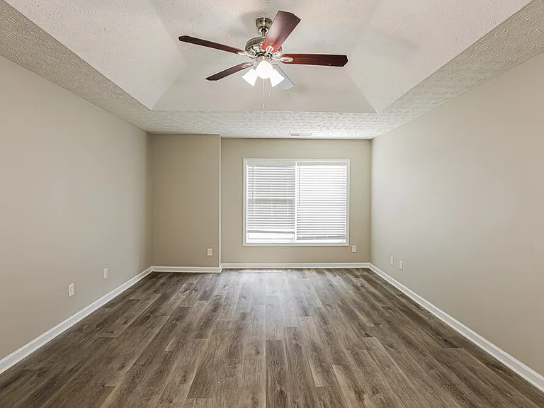 7050 Silver Bend Overlook — Photo 9