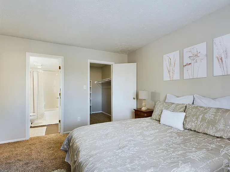 Emerson Village — Photo 10