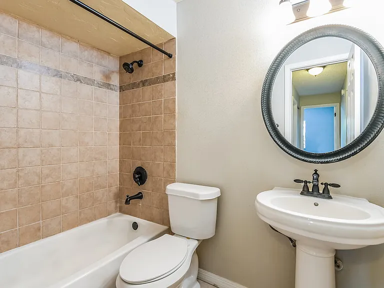 11389 Darlington Dr — Photo 15