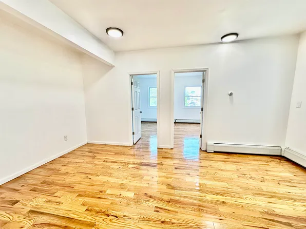 245 Duncan Avenue image 1 of 18