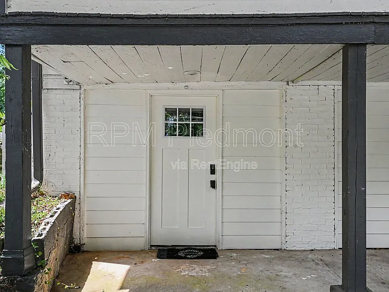 3181 Church St #C — Photo 3
