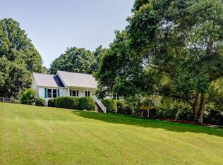 5714 E Emerald Oaks Dr, Acworth, GA 30102