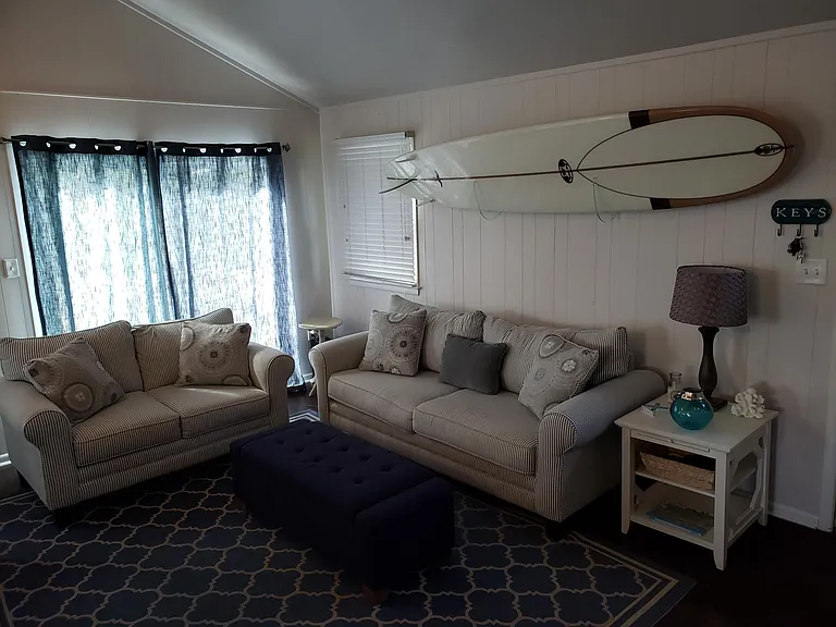 1250 Bay Ave #2 — Photo 15