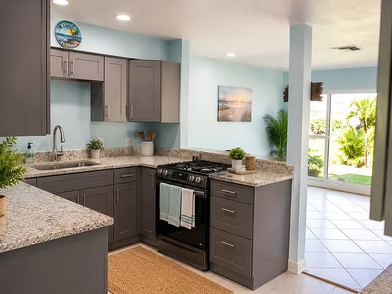 156 Myakka Dr — Photo 3