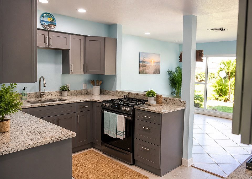 1st image of 156 Myakka Dr