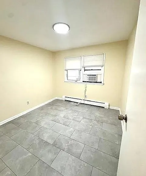 411 Manila Ave #2 — Photo 1