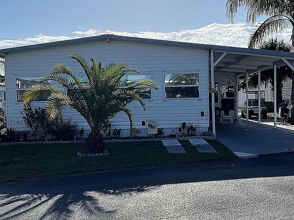 2nd image of 221 Bill Allen Cir W