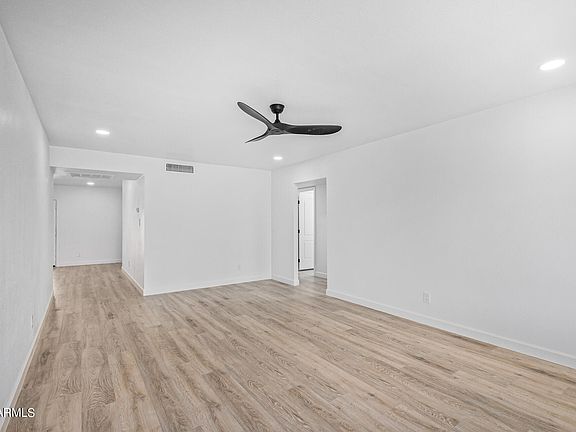 5th image of 11216 N 43rd Drive