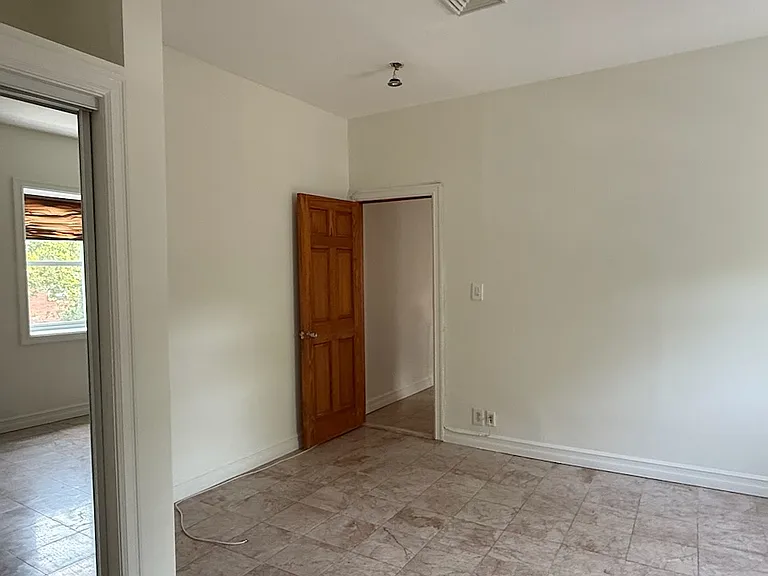 2354 S Lambert St — Photo 11