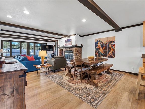 4th image of 227 Olympic Valley Rd #15