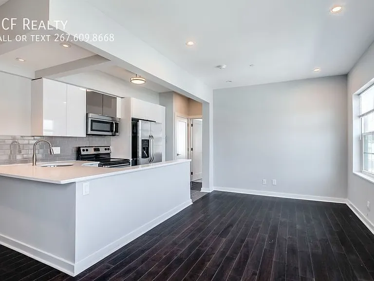 17 S 44th St #4 — Photo 1