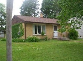 324 1st Ave, Adell, WI 53001