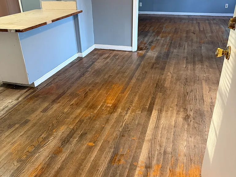 145 N Main St SW — Photo 5