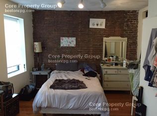 16 Charter St #4F, Boston, MA 02113