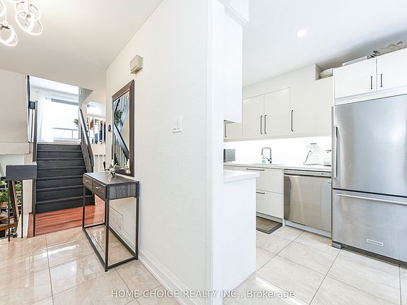 5th image of 10 N Rodda Blvd #53