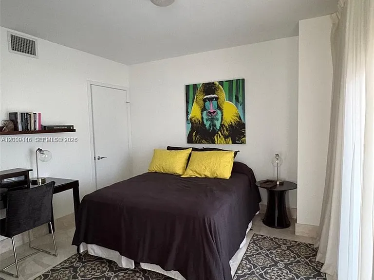 5875 Collins Ave #708 — Photo 14