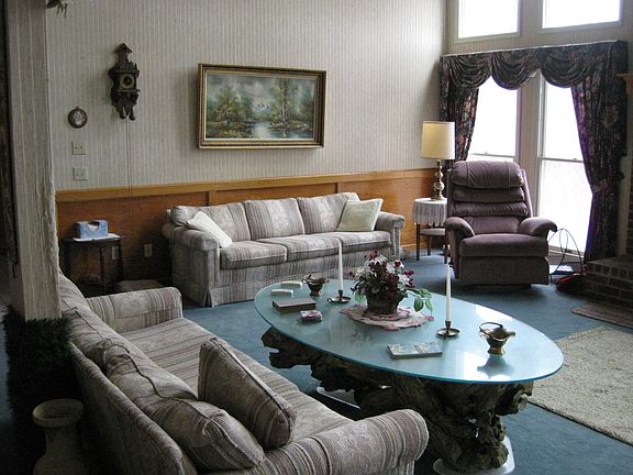vaulted great room