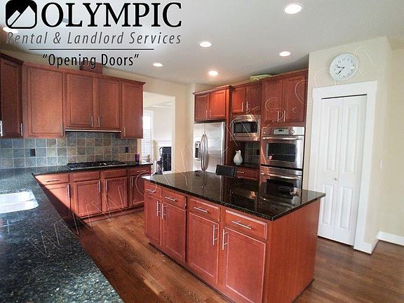 5th image of 3899 Cameron Dr NE