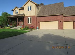 6910 W Garden Ridge Cir, Wichita, KS 67205