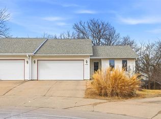 1003 Cambria Ct, Iowa City, IA 52246