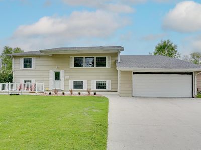 324 Cherry Ct, West Fargo, ND, 58078