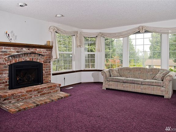 4th image of 4886 NW 82nd St