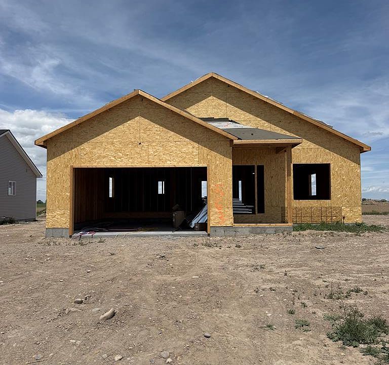 1st image of 563 Abigail Ln