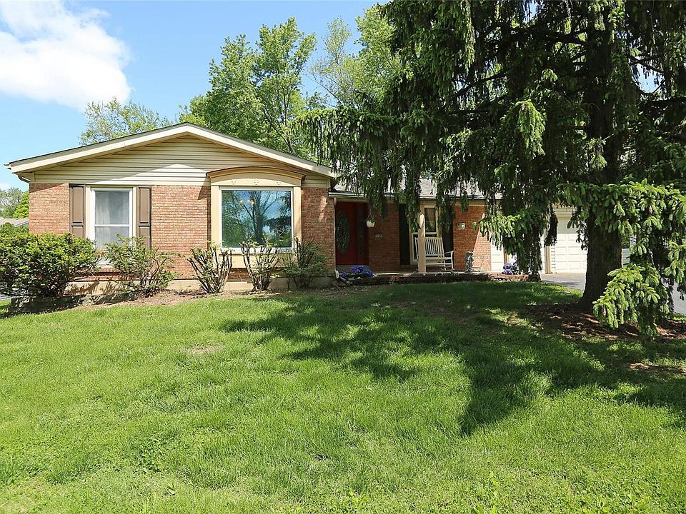 1st image of 11923 Shallowbrook Dr