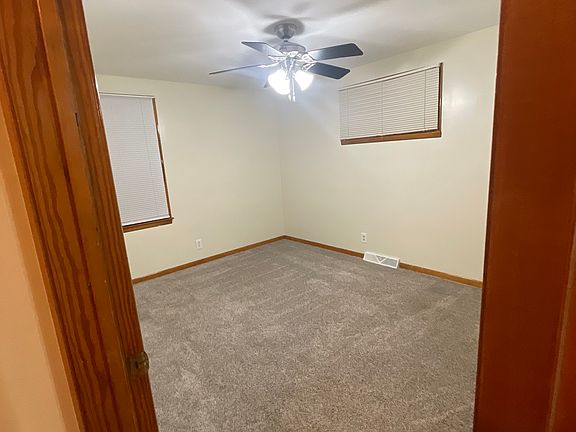 3rd image of 365 Abbington Ave