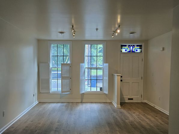 514 Saint Mary St