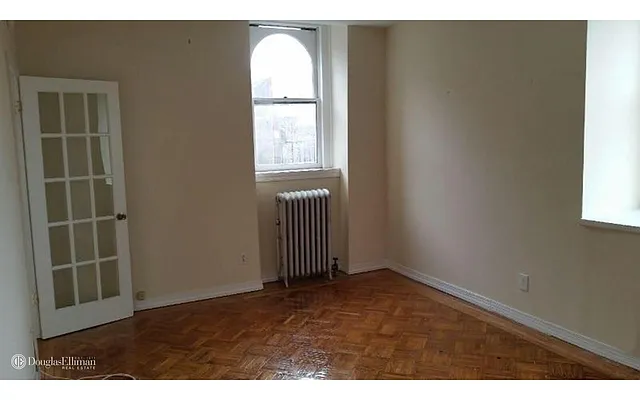 Rented by Douglas Elliman | media 14