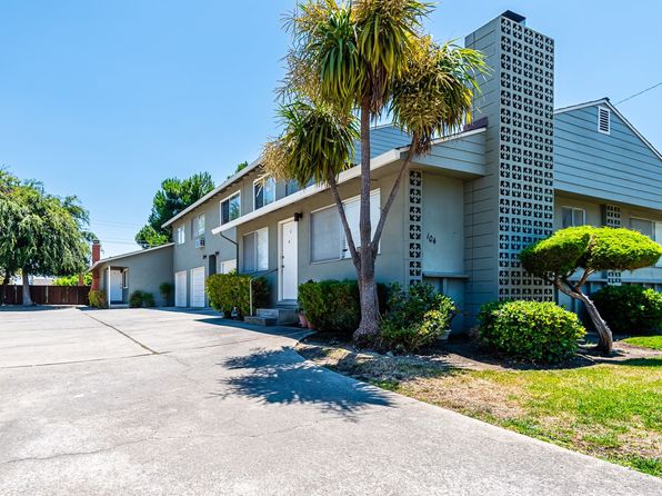 104 Winslow Ct APT 4