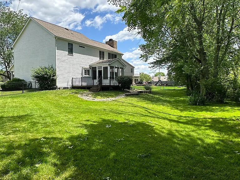 10200 Tammer Dr — Photo 35
