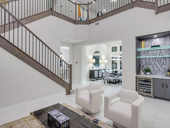4th image of 9022 CHAUVET Way