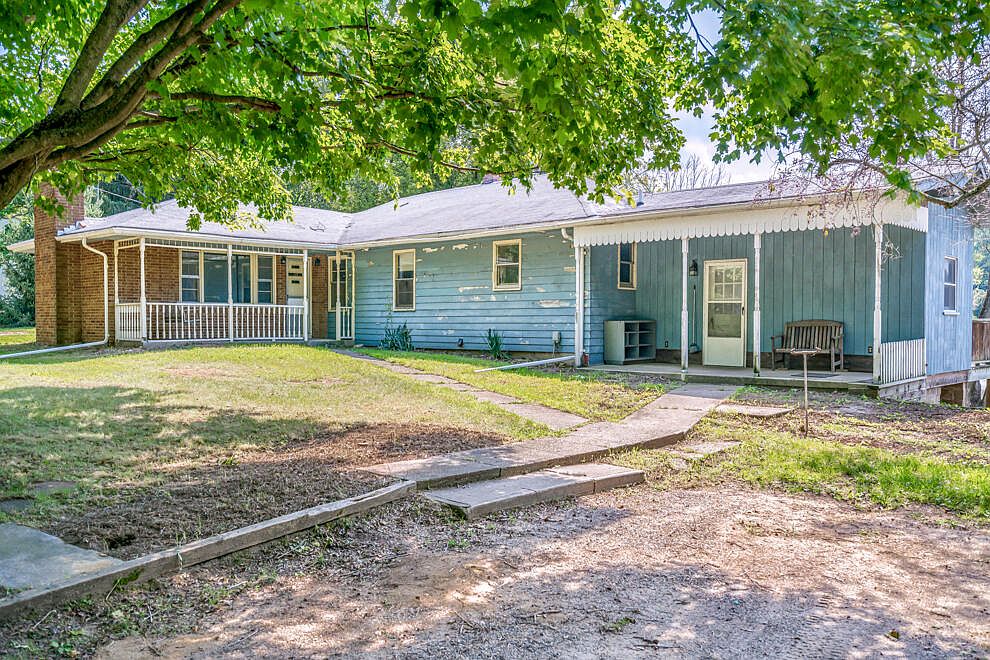 5669 W F Ave, Kalamazoo, MI 49009 | Zillow