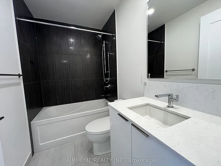 28 Freeland St #2305 — Photo 12