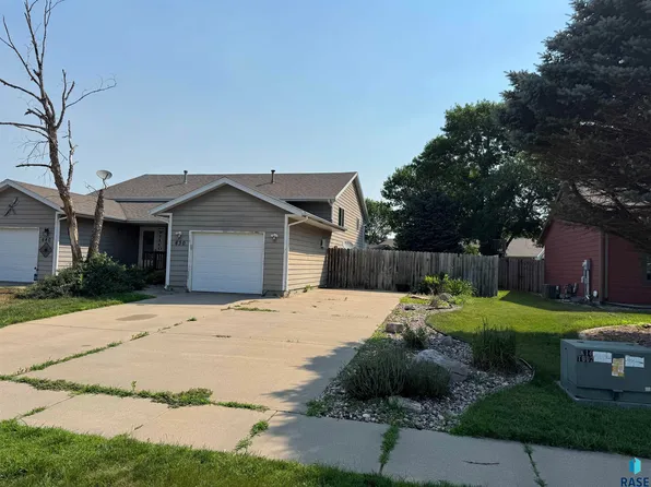630 N James Ave, Tea, SD 57064