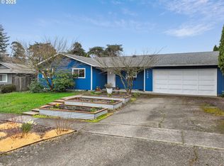 4008 E Aquarius Blvd, Newberg, OR 97132