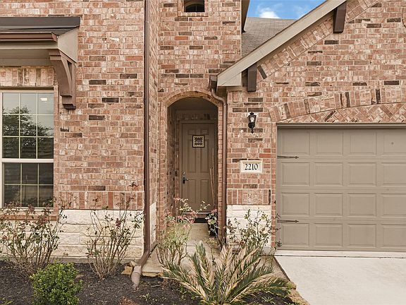 5th image of 2210 Switchgrass Ln