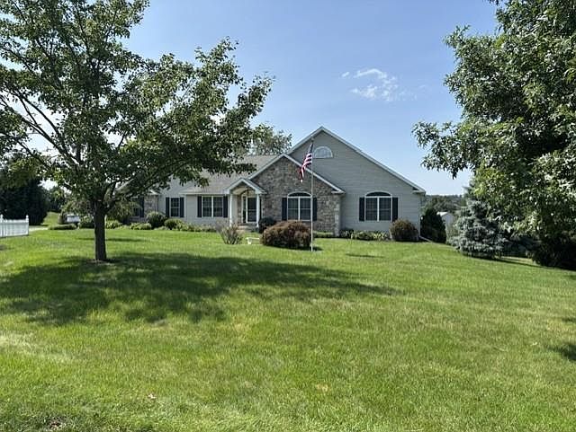 1st image of 9404 Kaspar Ct