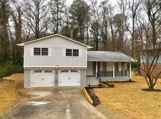 724 San Miguel Dr, Stone Mountain, GA