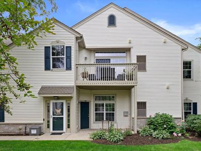 996 Bedford COURT #202, Racine, WI, 53406