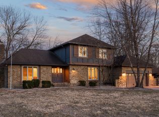 3815 Clubhouse Ct, Greenwood, IN