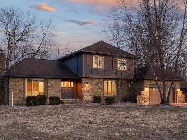 3815 Clubhouse Ct, Greenwood, IN 46142