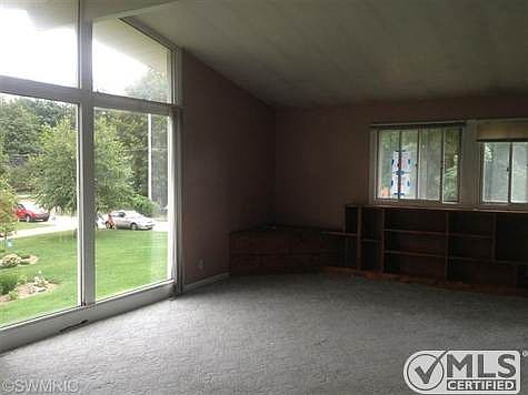 5th image of 2149 Marlacoba Dr