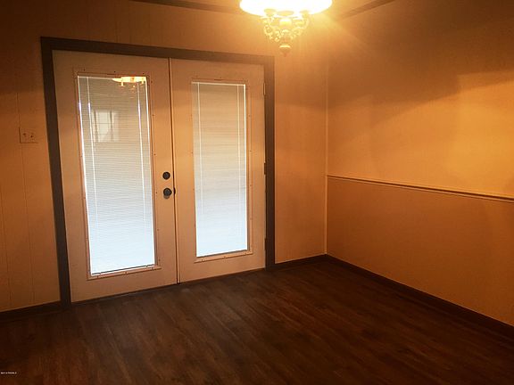 5th image of 402 Bell Downs Dr